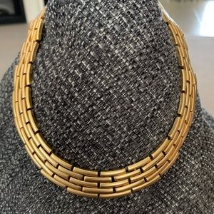 Monet vintage gold tone weave choker necklace